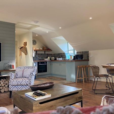 Larkham Loft Apartment Teffont Magna Bagian luar foto