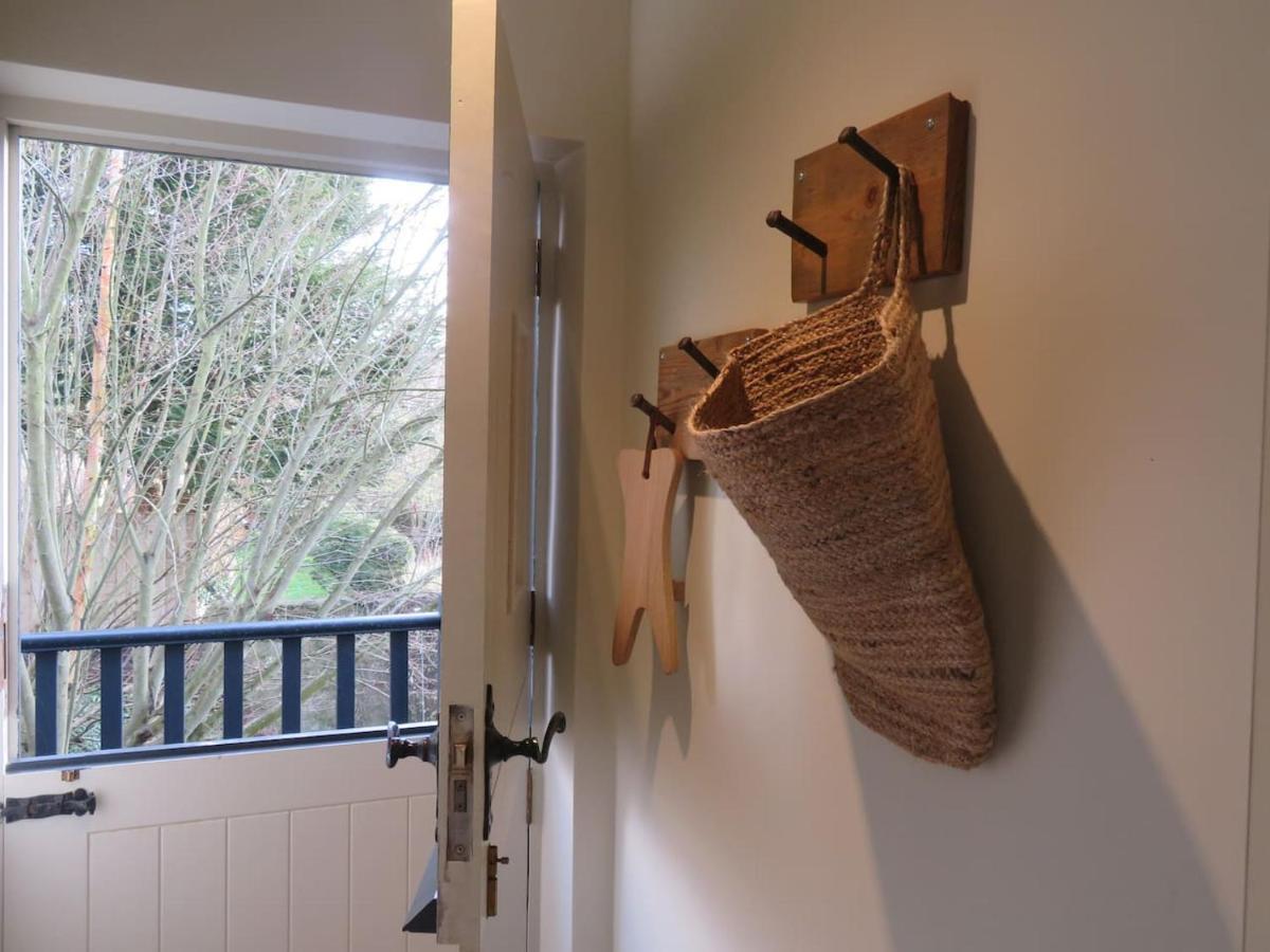 Larkham Loft Apartment Teffont Magna Bagian luar foto