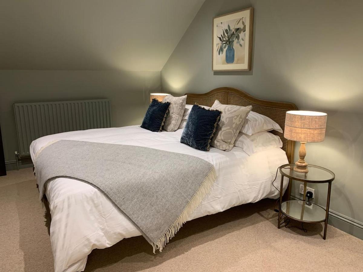 Larkham Loft Apartment Teffont Magna Bagian luar foto