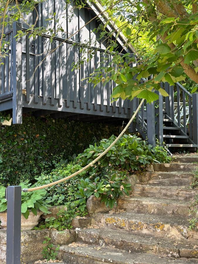 Larkham Loft Apartment Teffont Magna Bagian luar foto